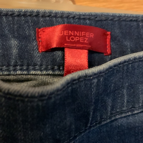 Jennifer Lopez jeans - Picture 2 of 4